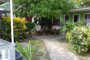 Paquete - Roots Bamboo Beach Resort