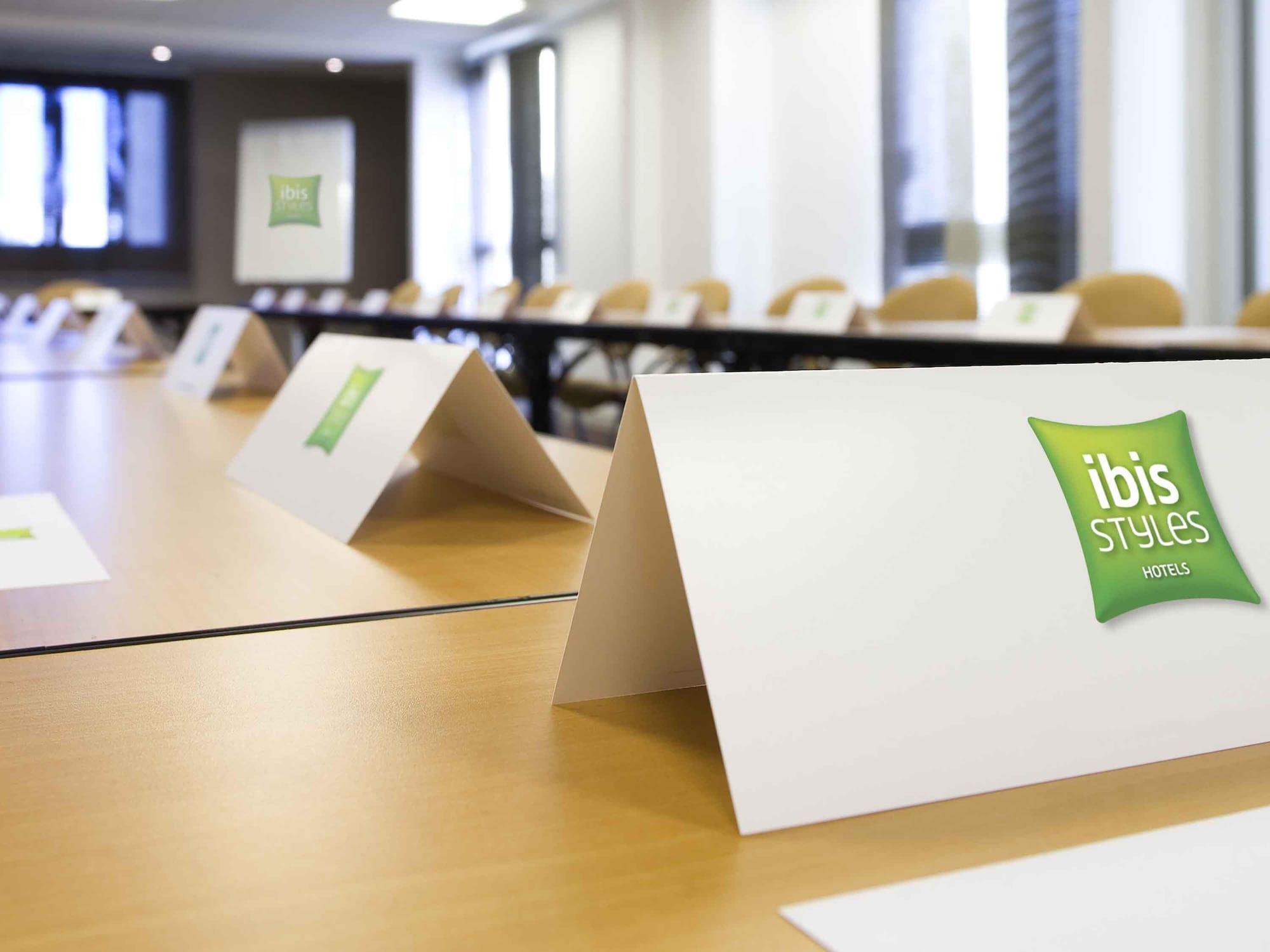 Sala de Reuniones ibis Styles Bordeaux Aéroport Mérignac