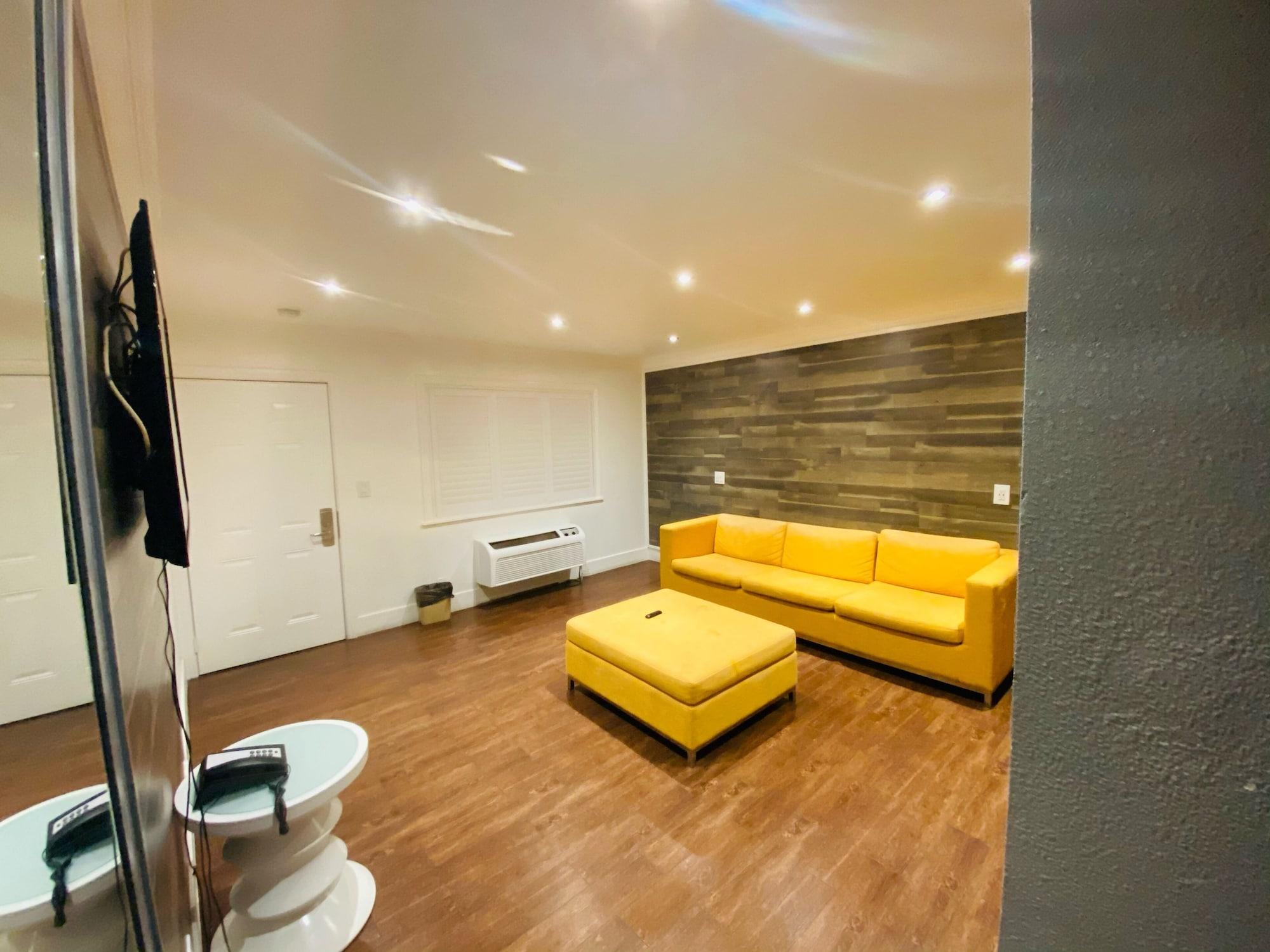 Comodidades del Alojamiento Casa Blanca Inn & Suites