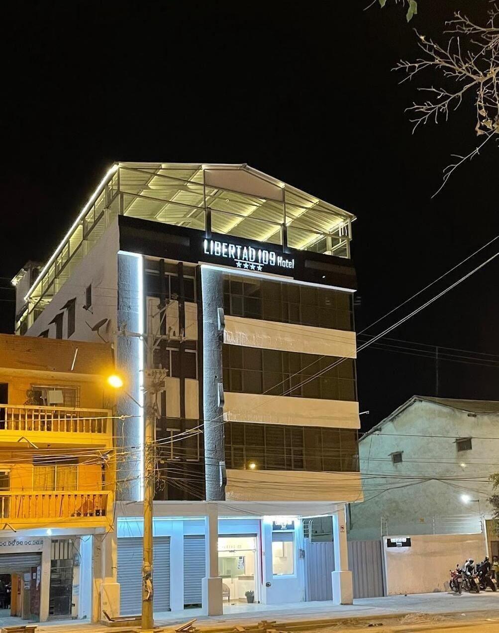Vista Exterior HOTEL LIBERTAD 109