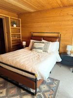 Alquiler Vacacional - 5-Bed Mountain Cabin with Panoramic Views, Hot Tub, Fireplace & Mountain Park