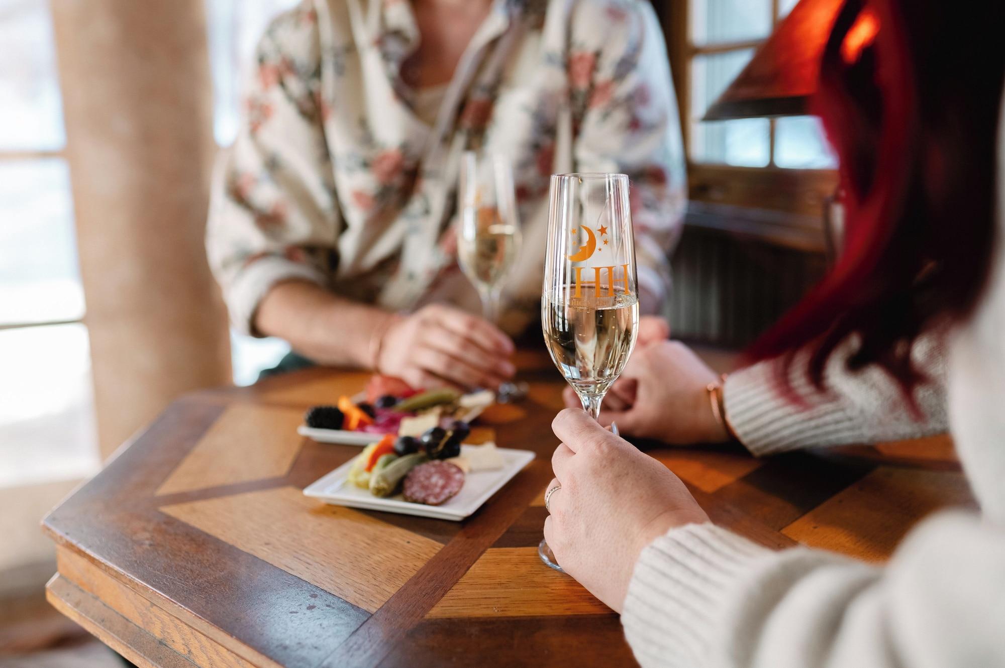 Restaurant Highland Haven Creekside Inn