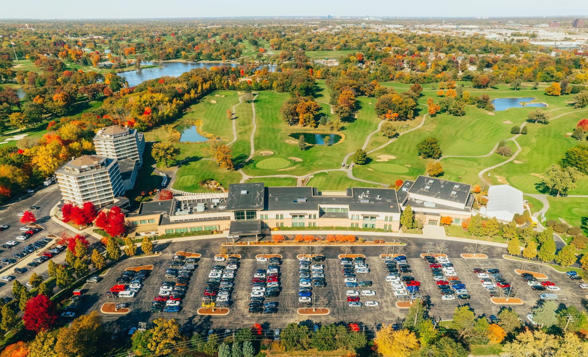 Vista Exterior Eaglewood Resort and Spa