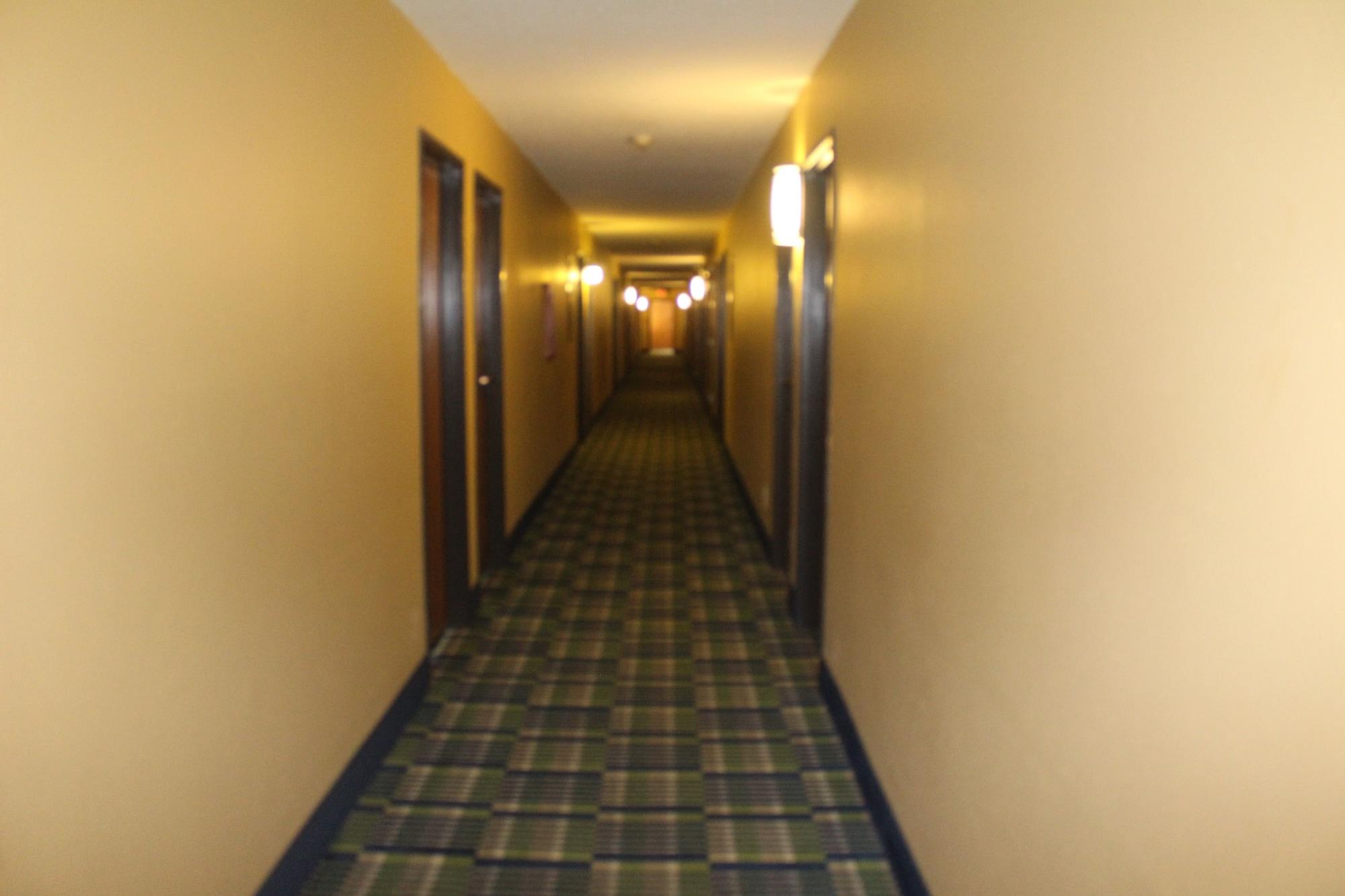 Varios Super 8 by Wyndham Michigan City
