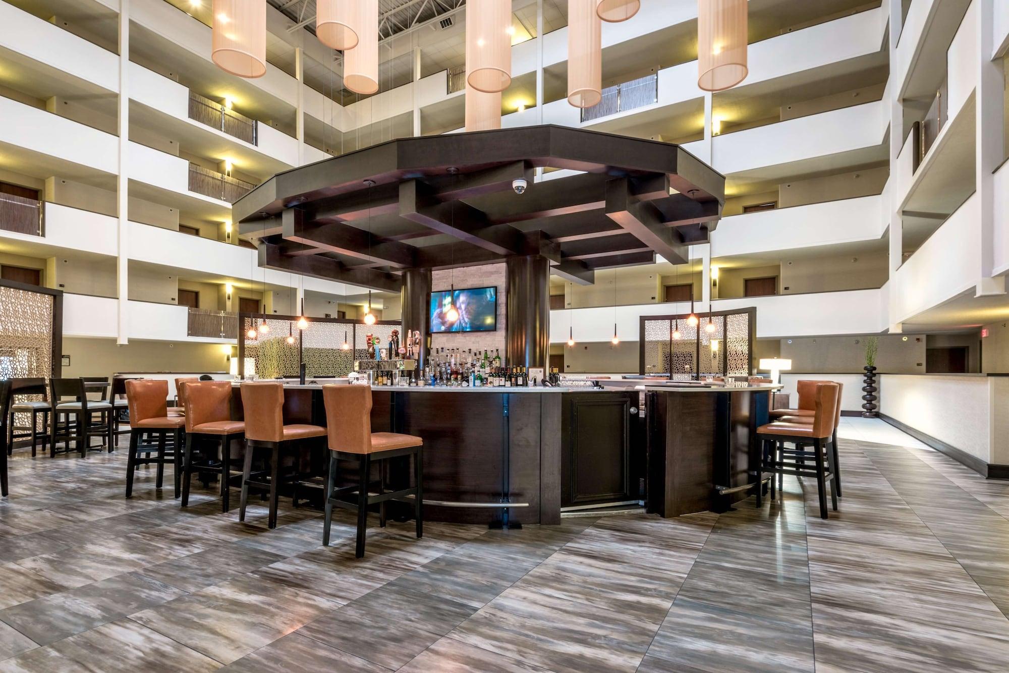 Bar/Salón Doubletree by Hilton Hotel Montgomery Downtown