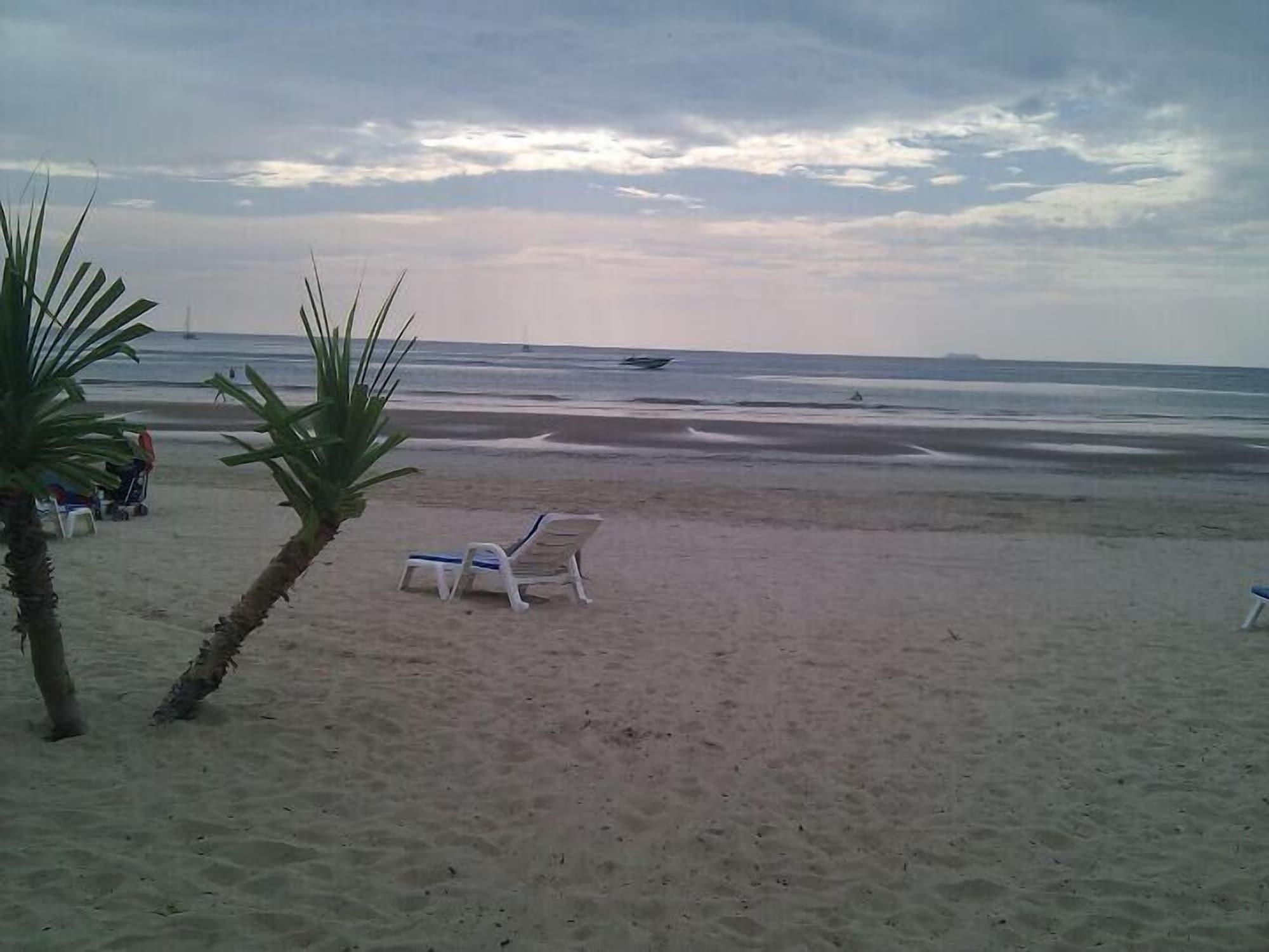 Playa Lanta Summer House