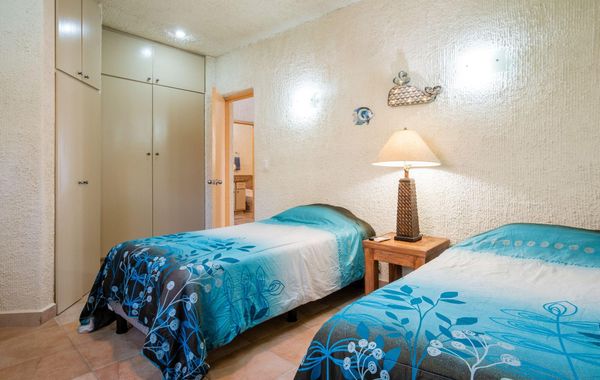 Peaceful ocean-view condo in an oceanfront community with private beach access! - Hoteles con parque acuático en Cabo San Lucas