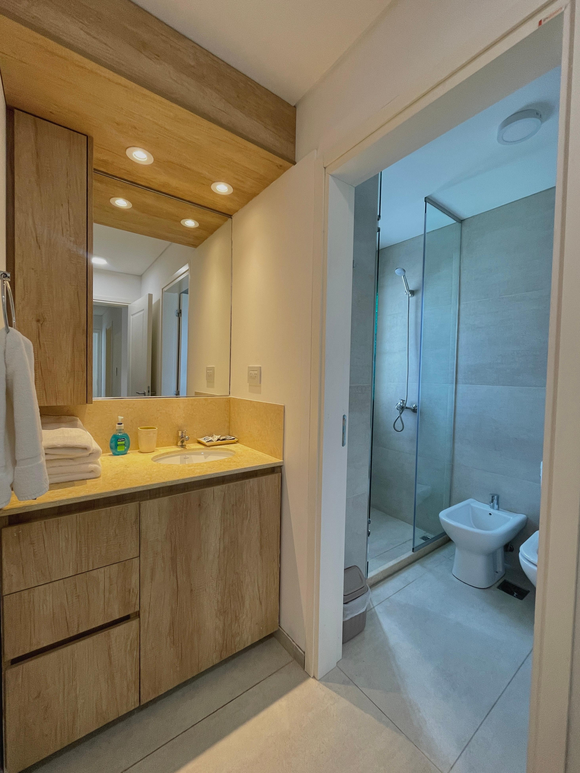 Baño Paladio ApArt & Office