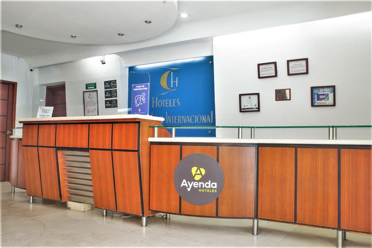 Vista Lobby Hotel Charthon Barranquilla