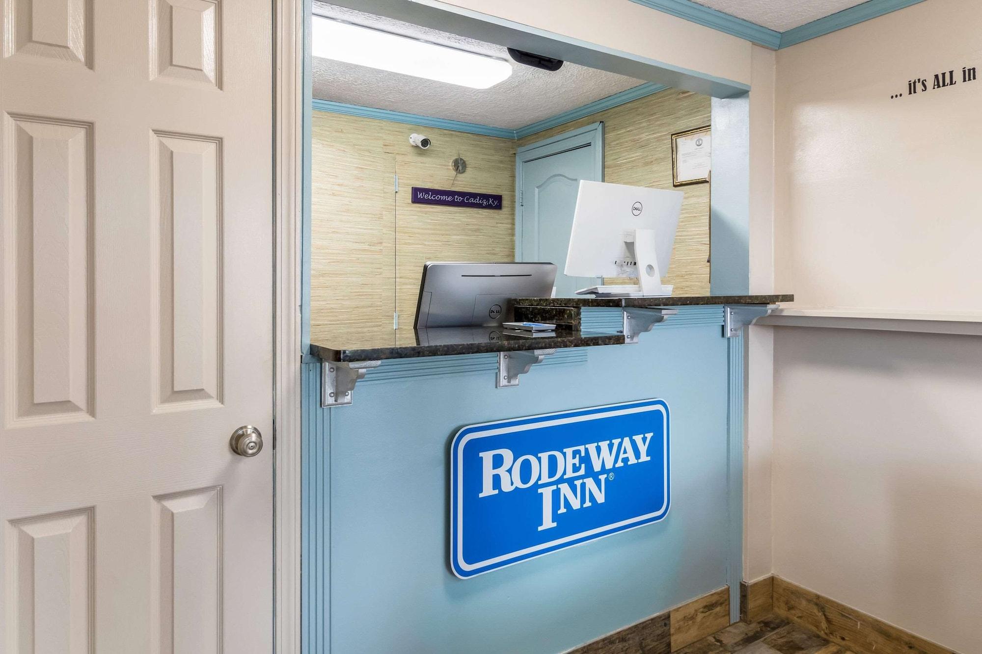 Vista Lobby Rodeway Inn Cadiz