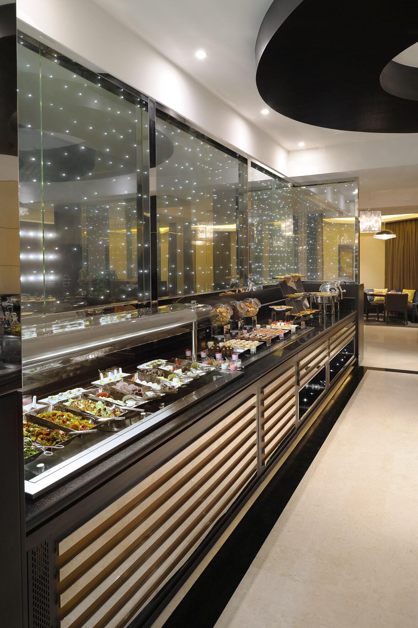 Restaurant Courtyard by Marriott Riyadh Diplomatic Quarter