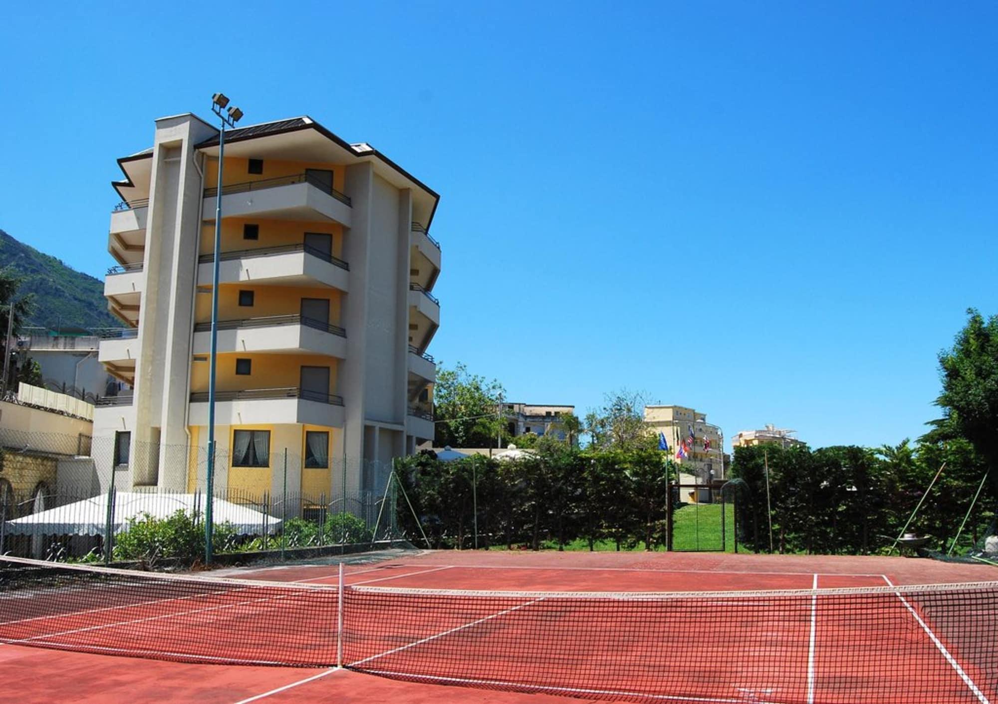 Instalaciones Recreativas Europa Stabia Hotel