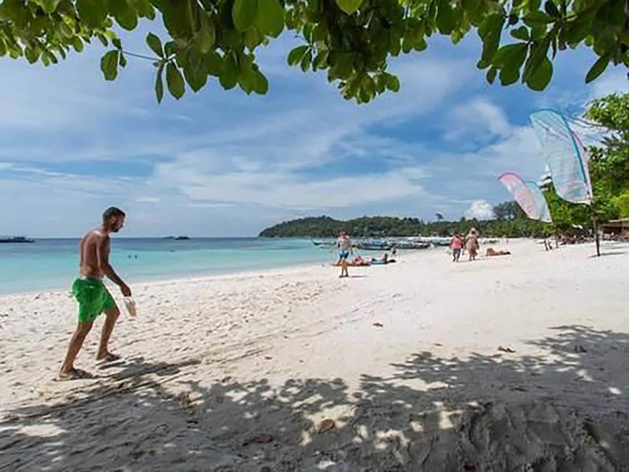 Comodidades del Alojamiento A Plus Hotel Koh Lipe - Hostel