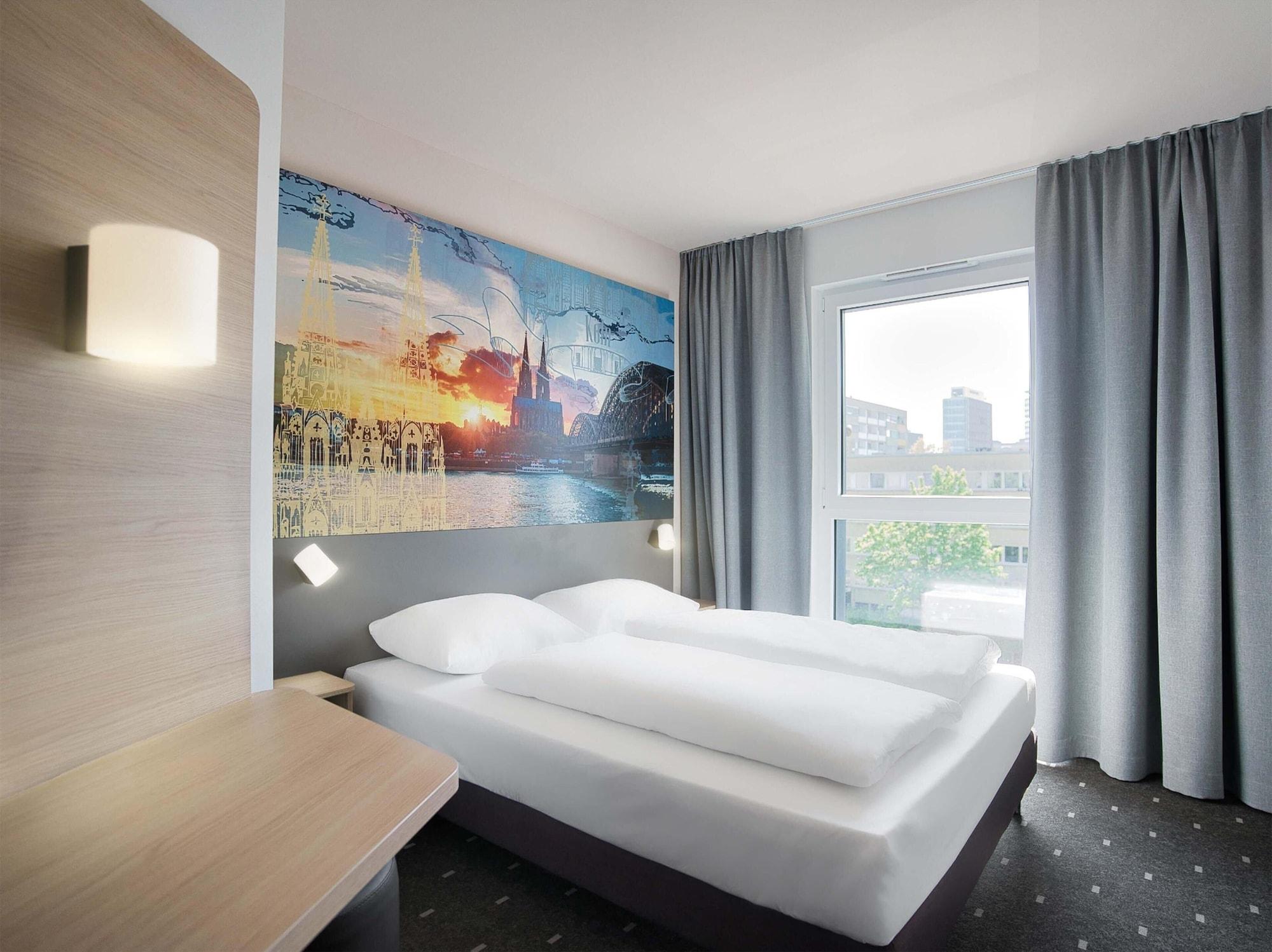 Varios B&B Hotel Köln-City