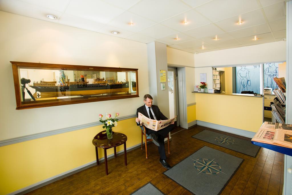 Vista Lobby Maritime Hotel