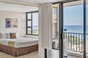 Renta Vacacional - Waikiki Banyan Condo With Panoramic 37th Floor Ocean Views