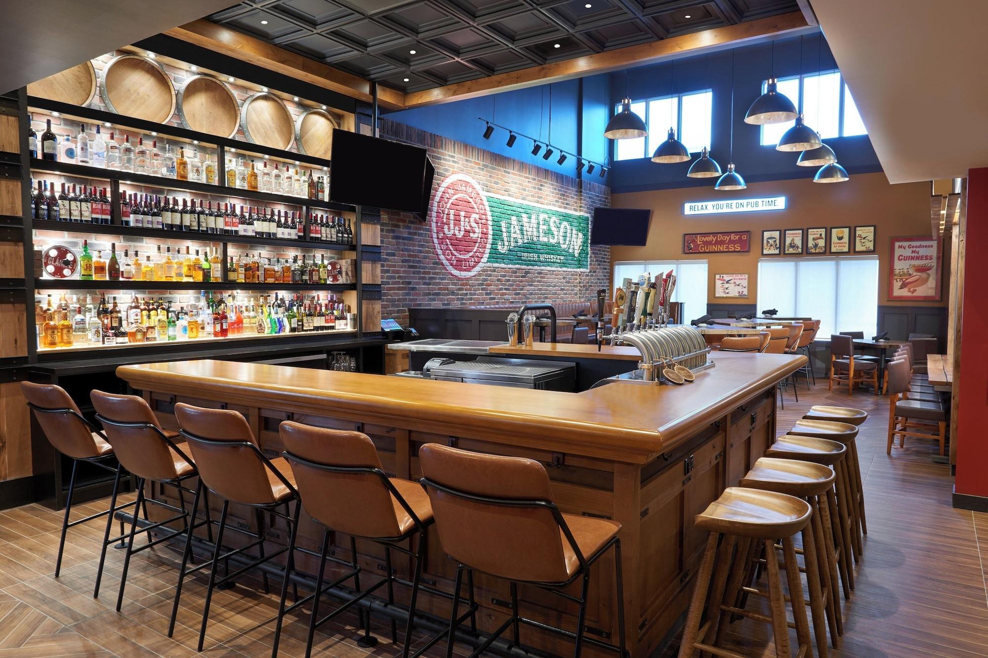 Restaurant Four Points by Sheraton Vaughan
