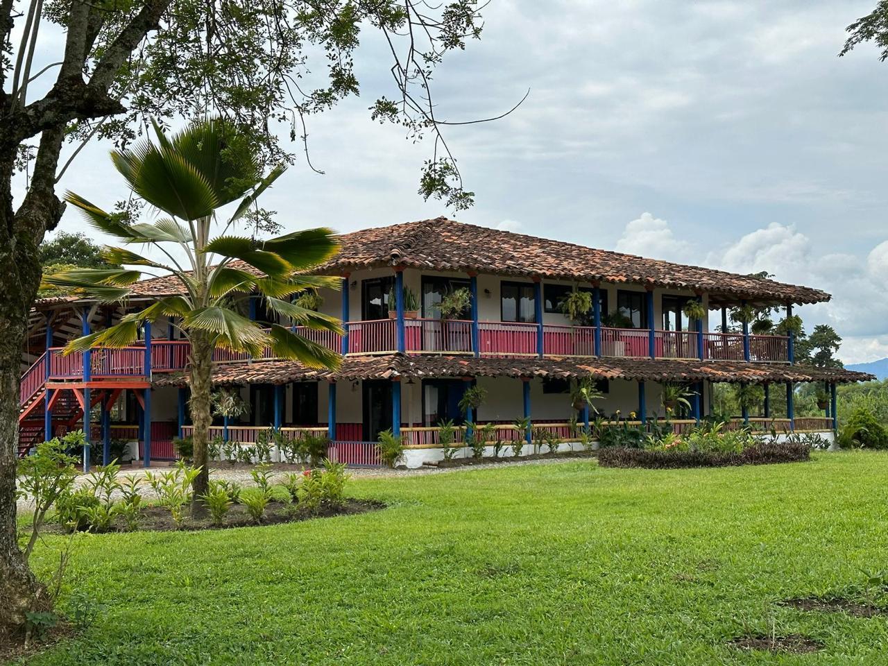 Vista Exterior HACIENDA EL PERCAL