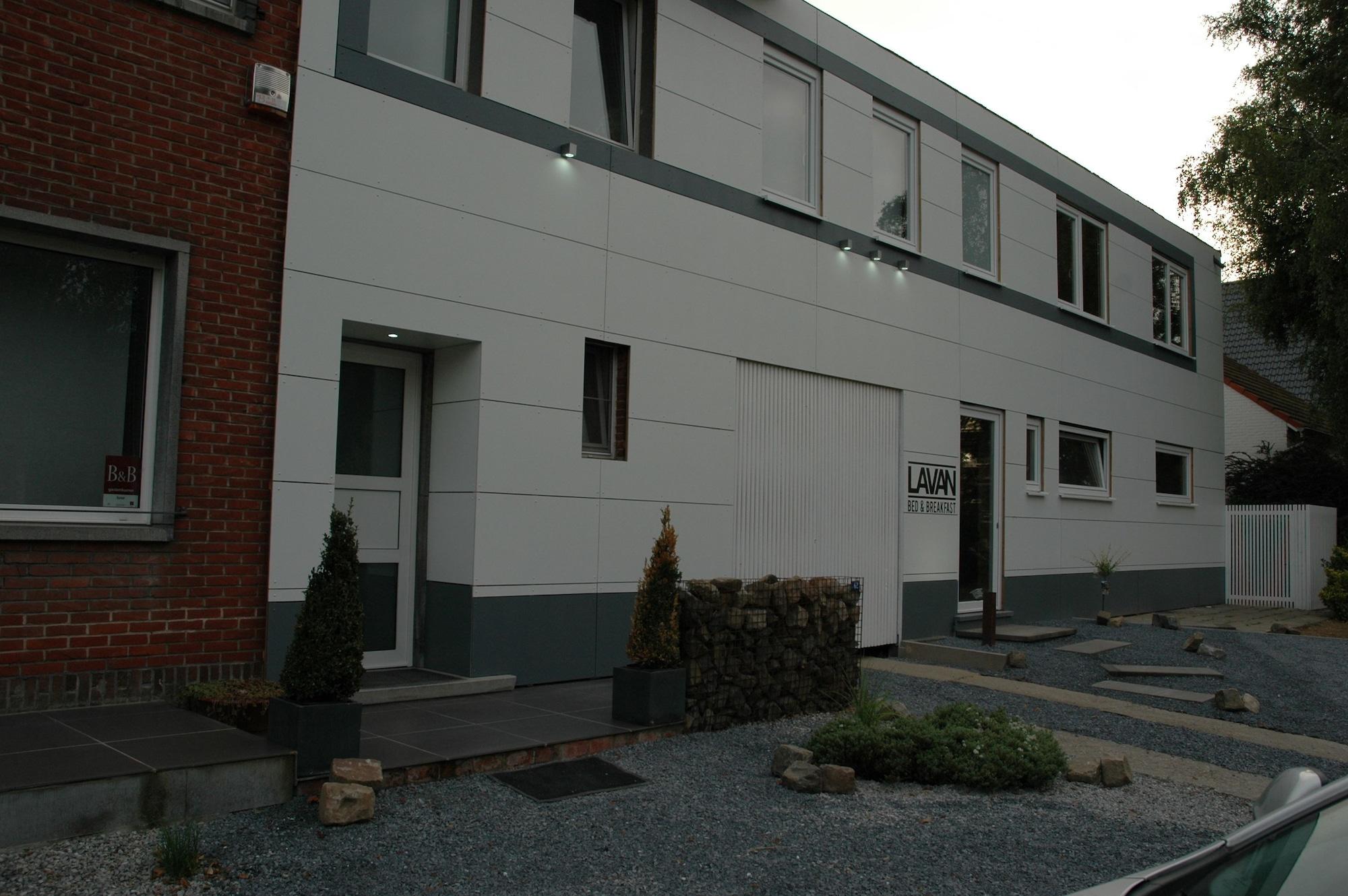 Varios Lavan Bed and Breakfast