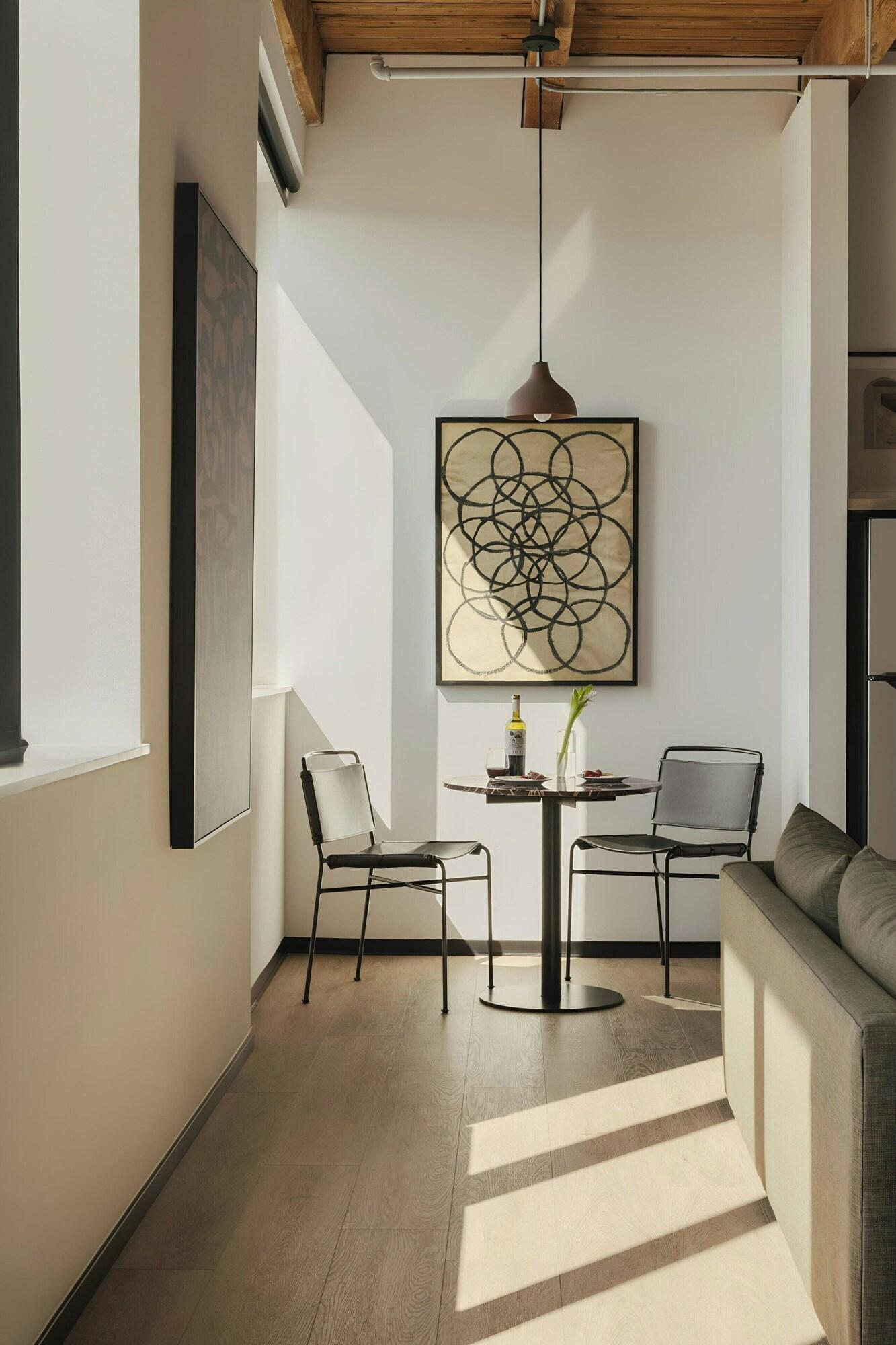 Equipamiento de Habitación Sonder by Marriott Bonvoy Market Hall Apartments West Loop