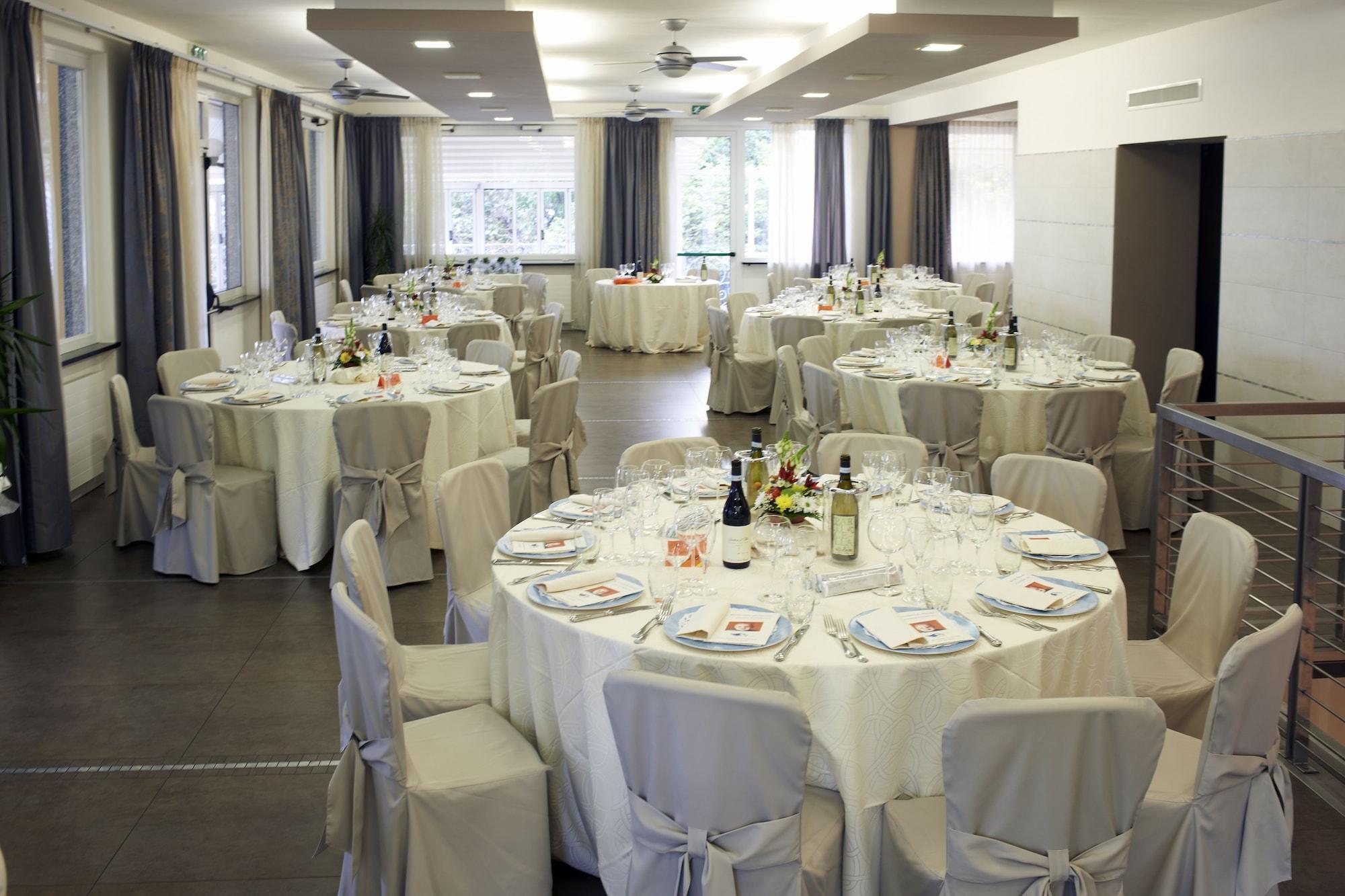 Salón de Baile Hotel La Bussola