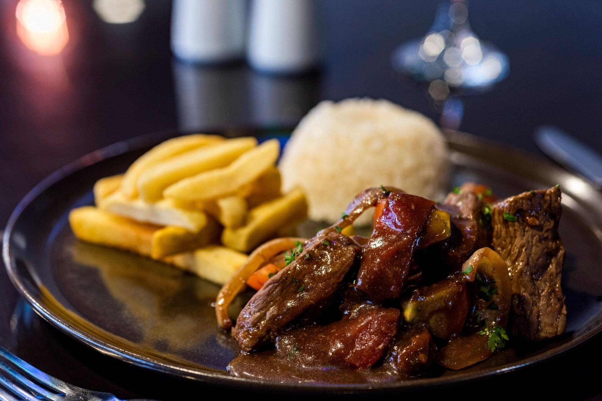 Restaurant City Express Plus by Marriott Cali Colombia