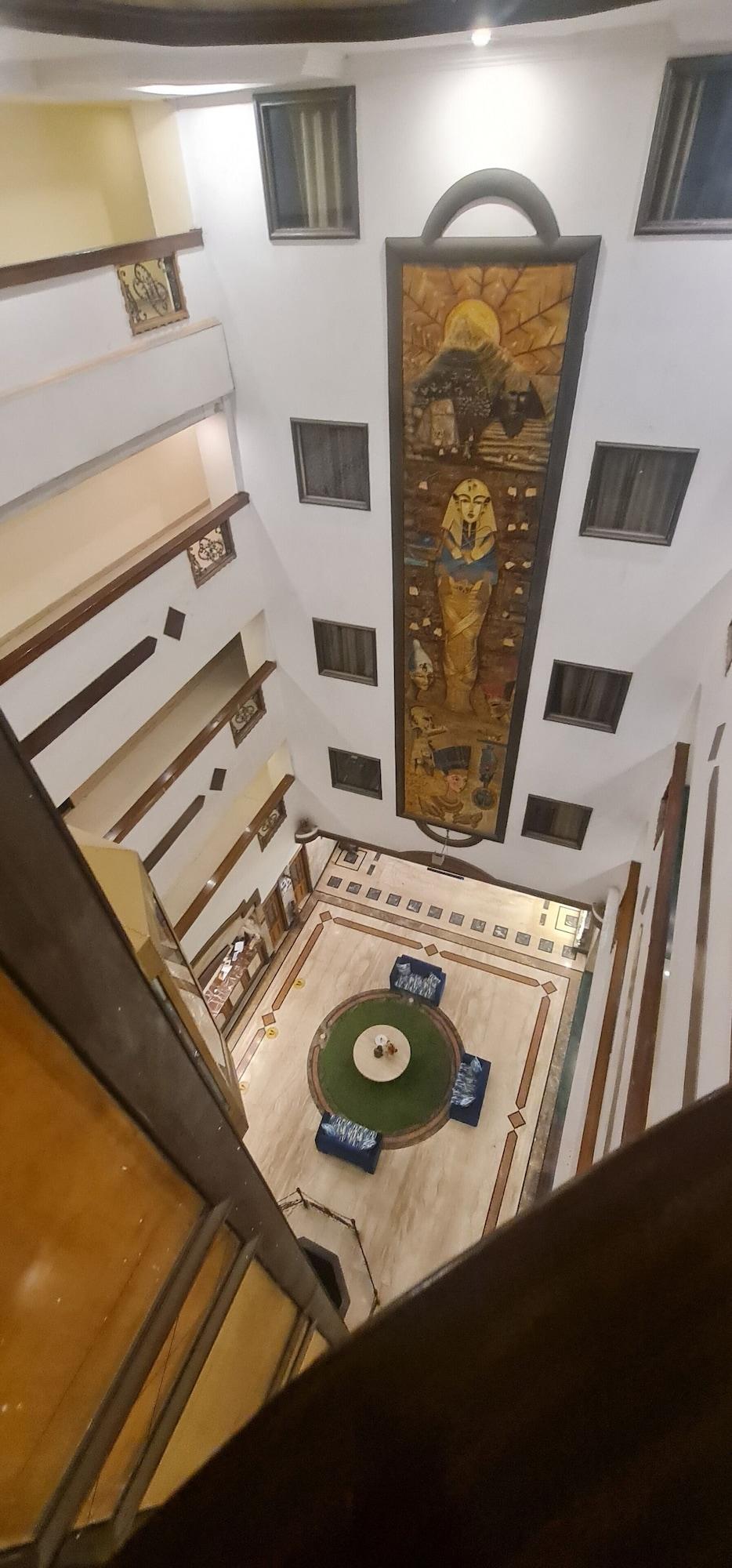 Vista Lobby Hotel The Taksonz