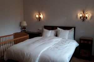 Alquiler Vacacional - Ferienhaus mit Grossem Garten und Privatem Pool, im Naturpark Our