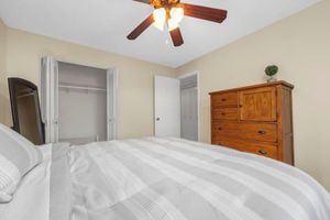 Alquiler Vacacional - Business-Traveler Friendly 2-bedroom condo in fantastic Lake Saint Louis