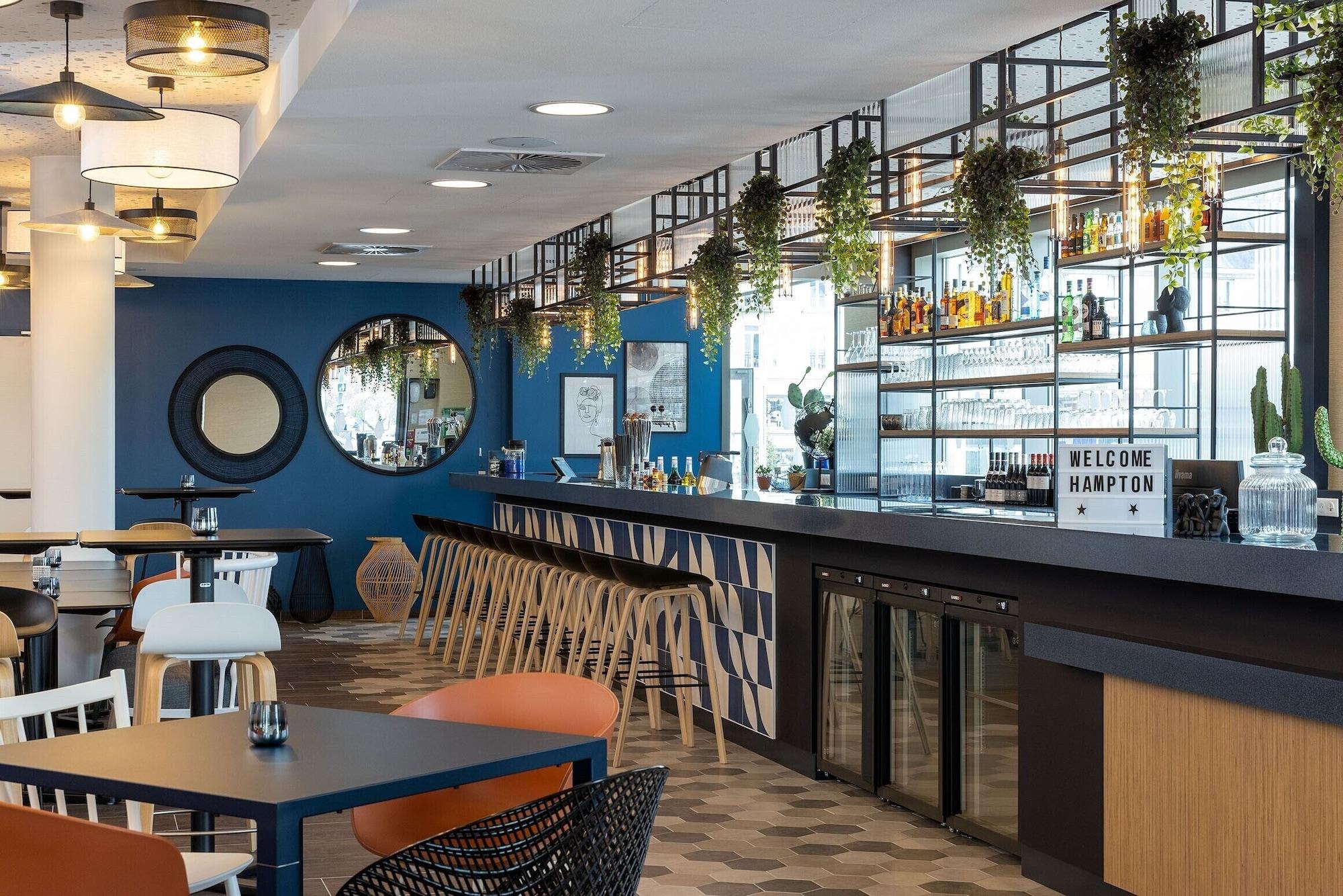 Restaurant Hampton by Hilton Tours Centre