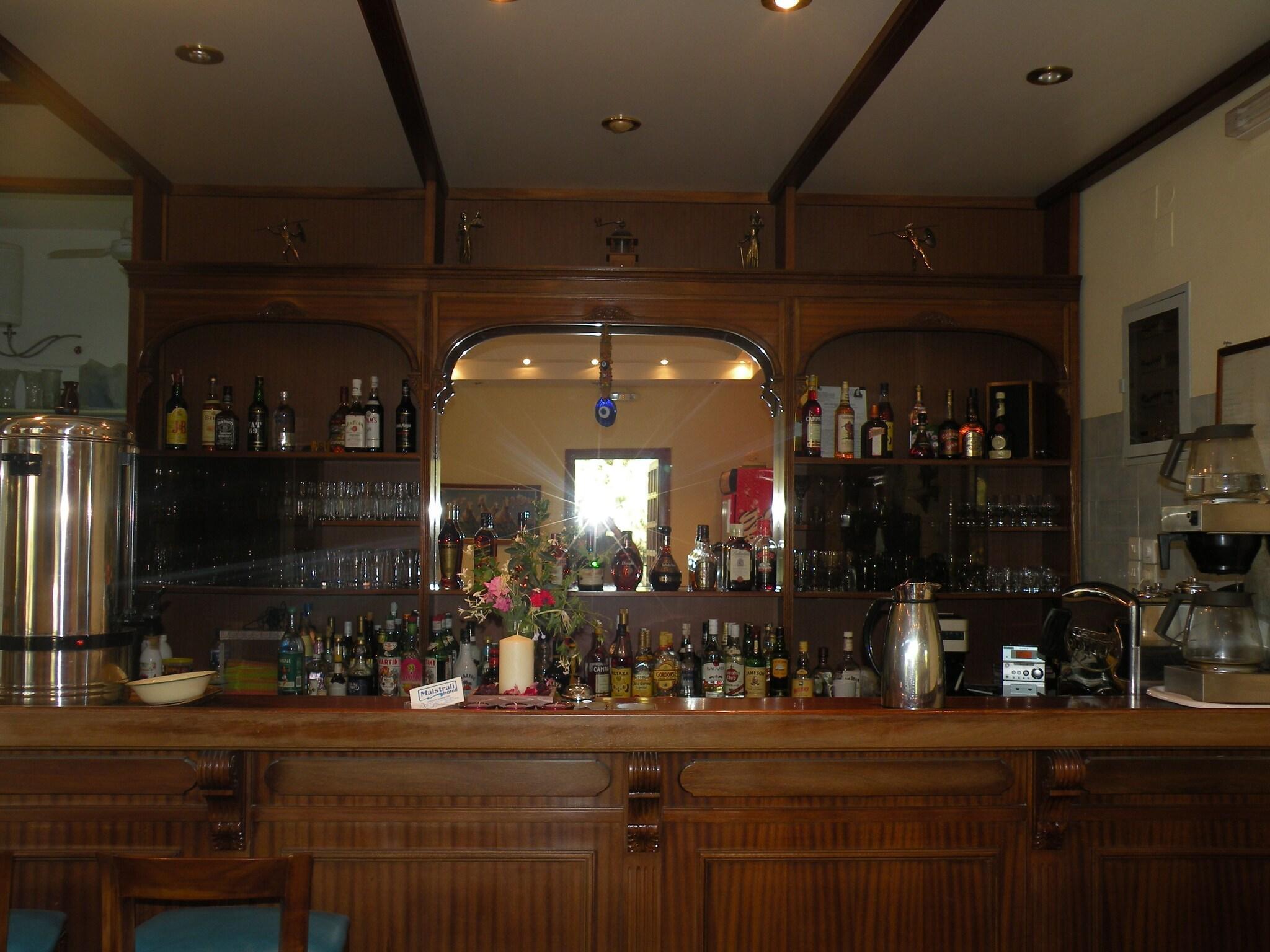Bar/Salón Maistrali