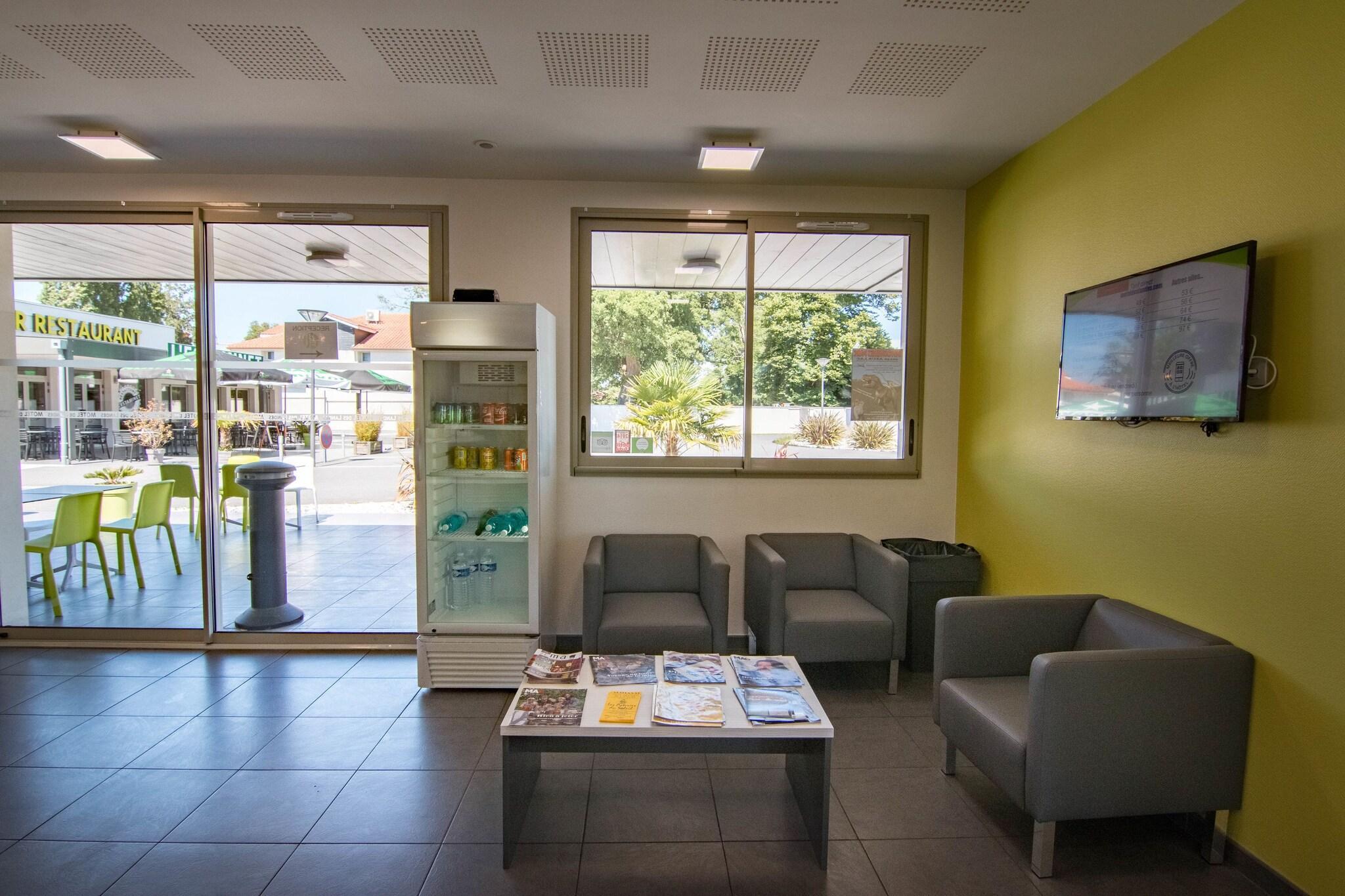 Vista Lobby Motel des Landes