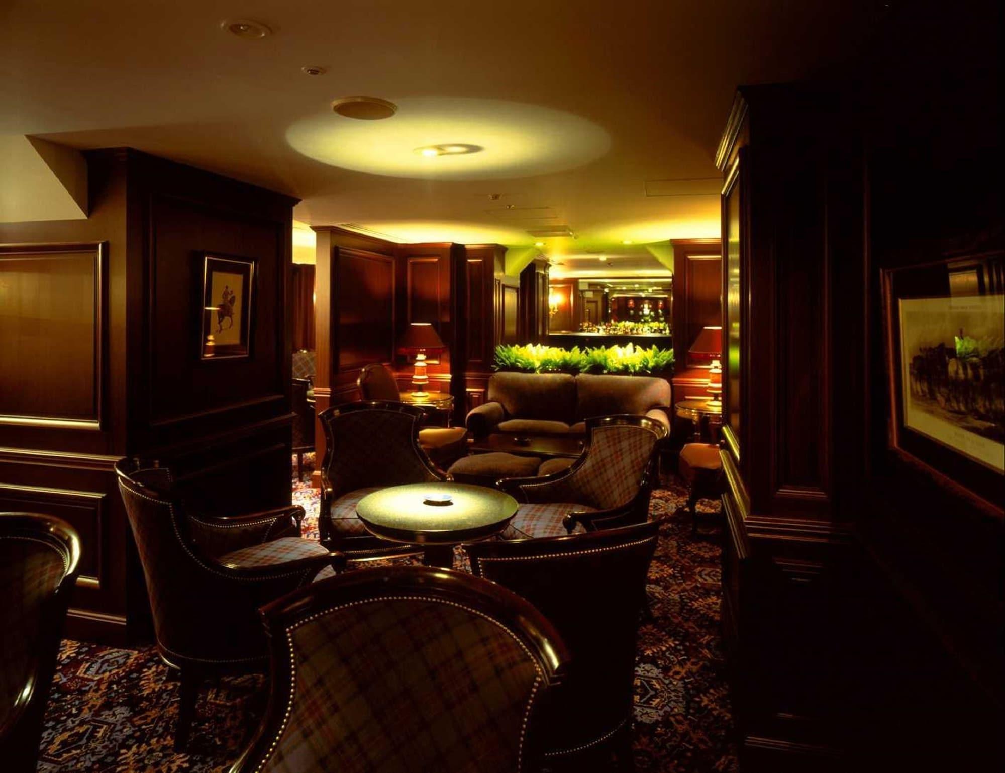 Bar/Salón Hotel New Grand
