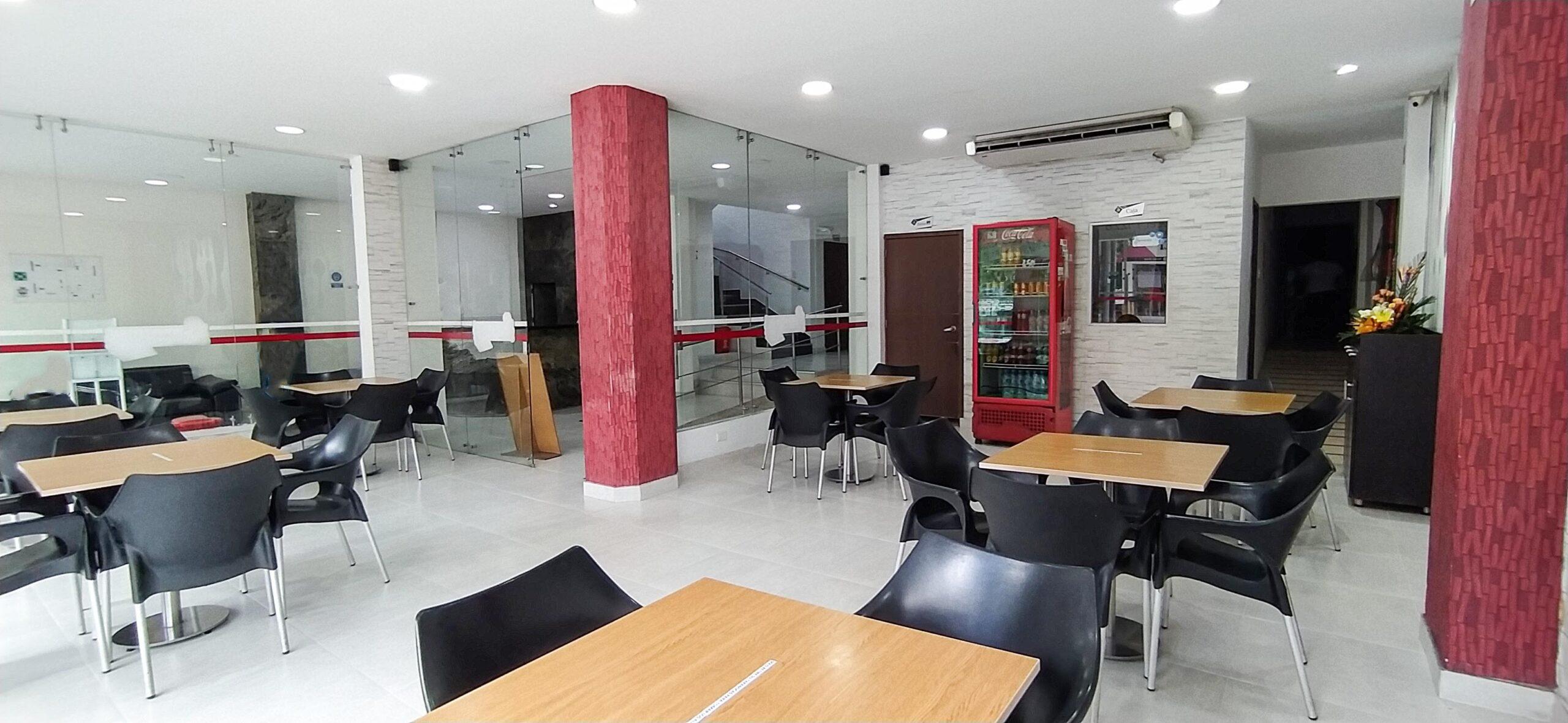 Área de desayuno Hotel Exelsior
