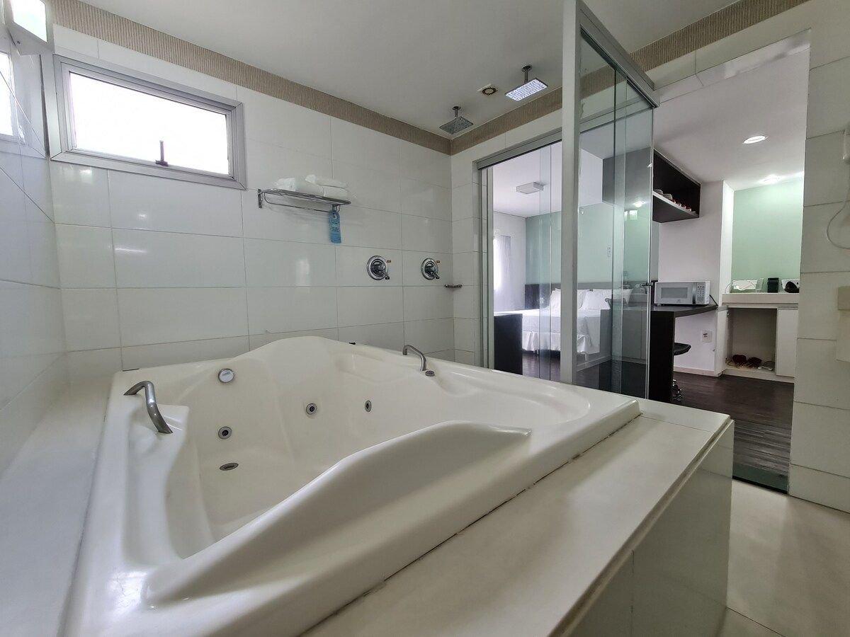 Baño Flat com Jacuzzi na Lagoa da Pampulha