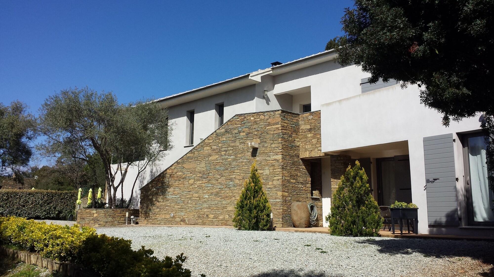 Vista Exterior U Muzzelo