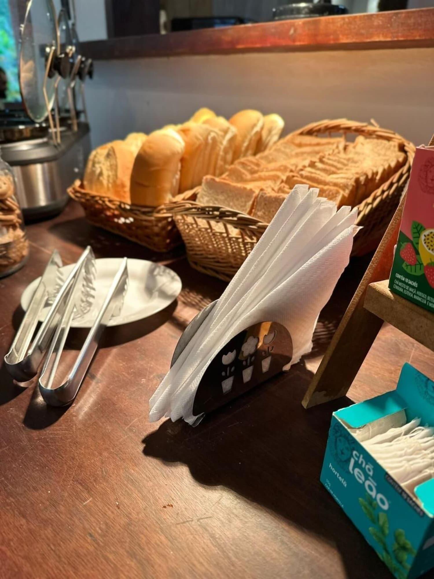 Restaurant Cocanha Beach Pousadas