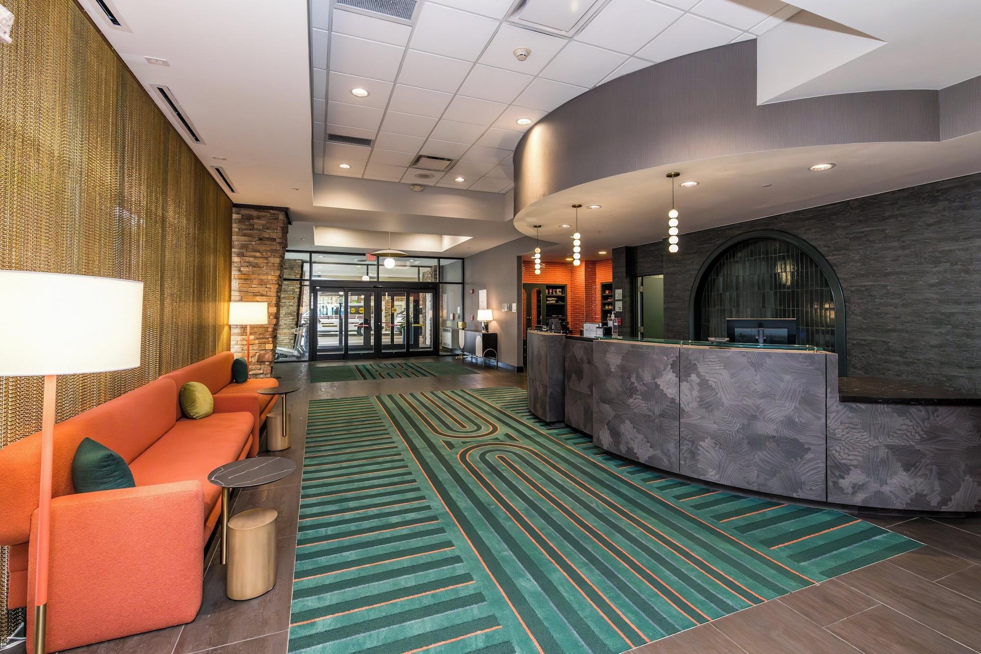 Vista Lobby voco The Clair Cincinnati Downtown by IHG