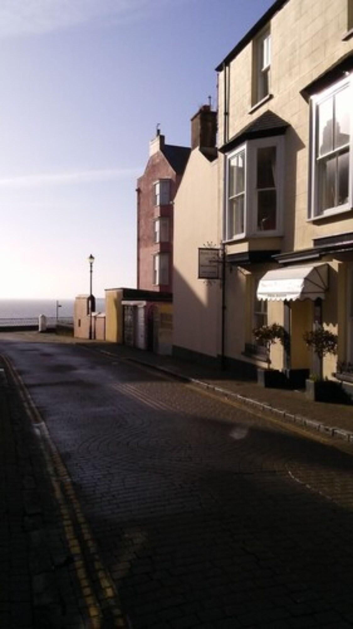 Vista Exterior Myrtle House Hotel