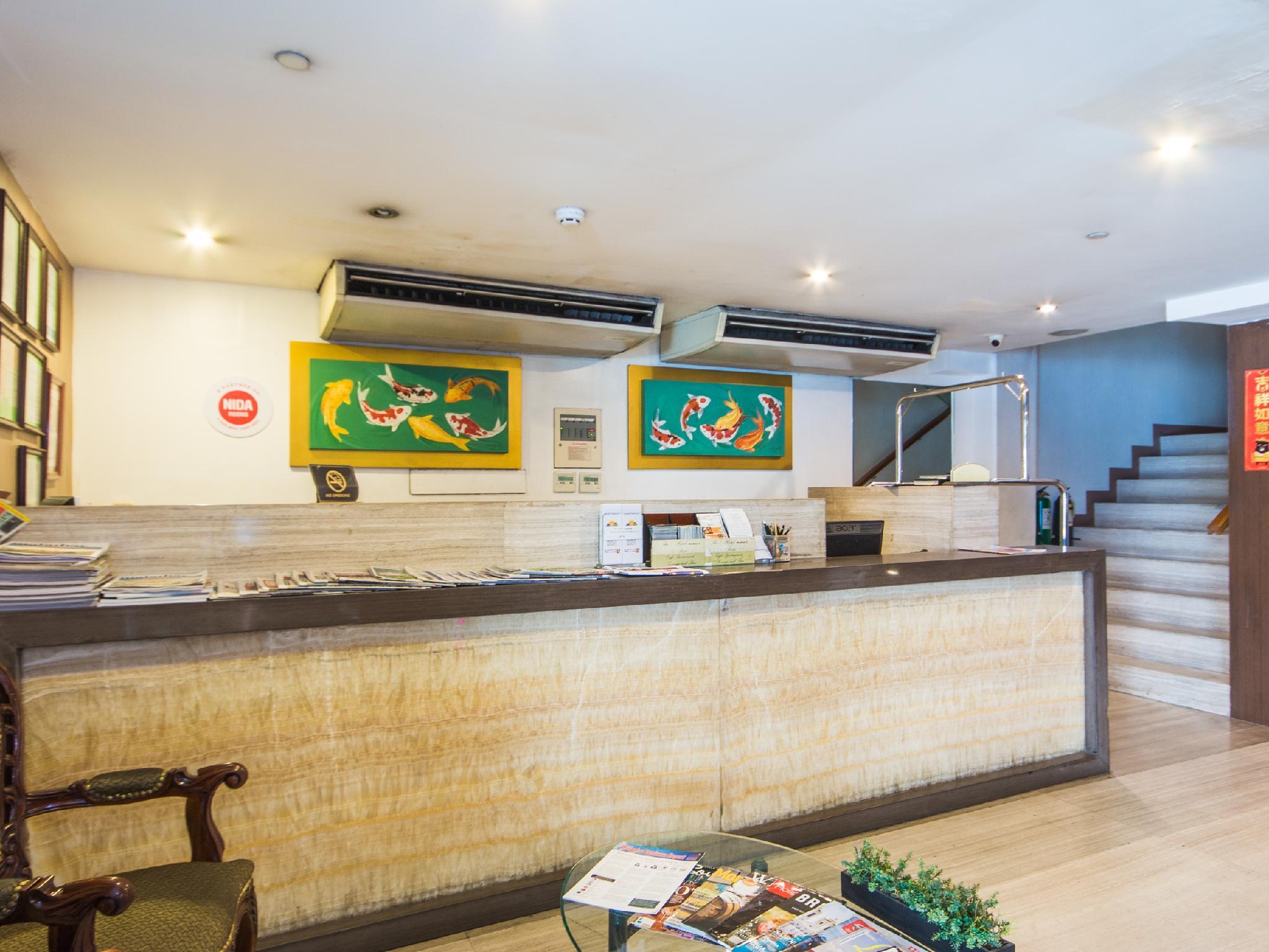Vista Lobby The E-Hotel Makati
