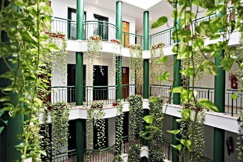 Vista Exterior Apartamentos Vértice Bib Rambla