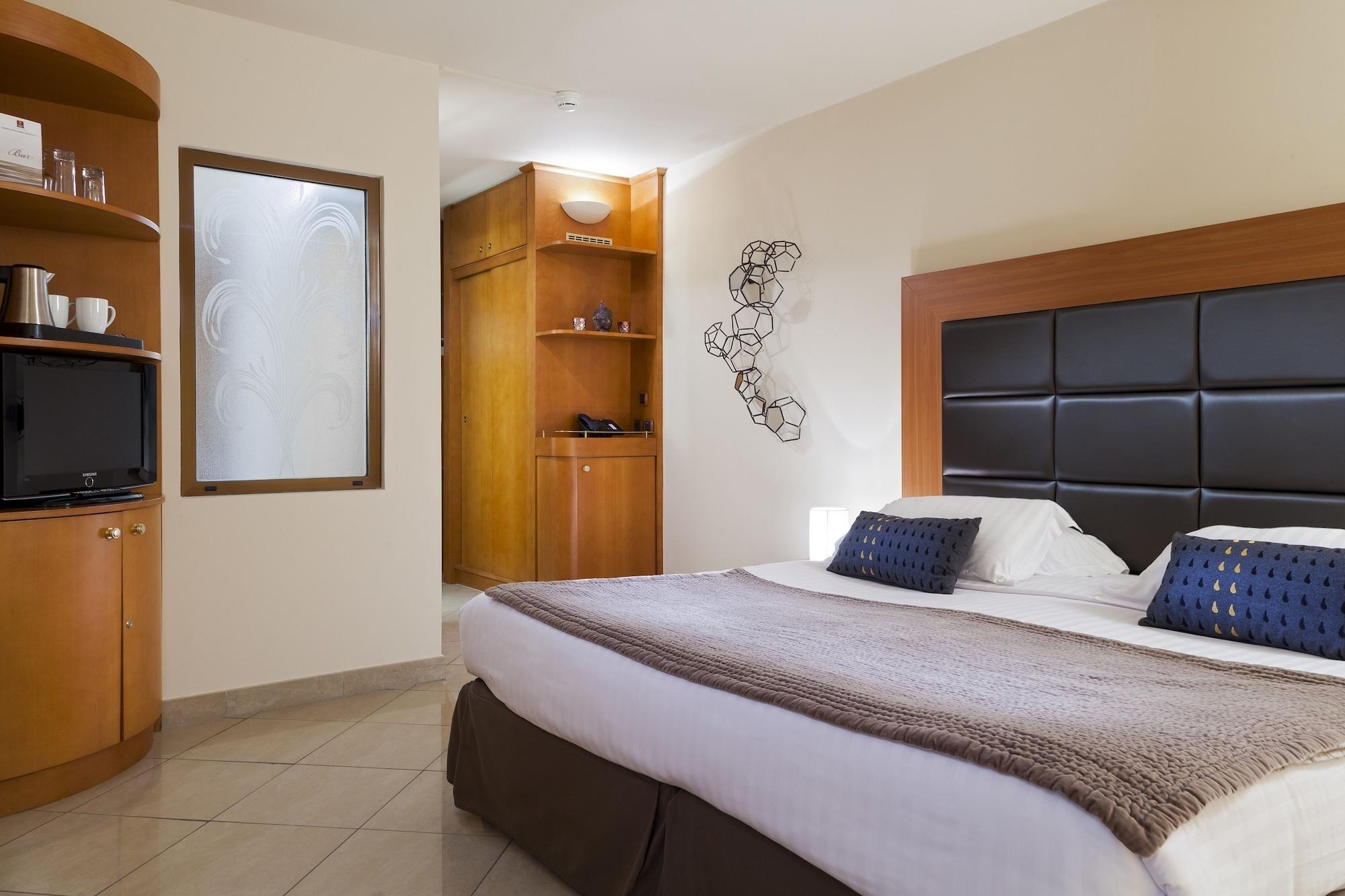 Habitación Nehô Suites Cannes Croisette