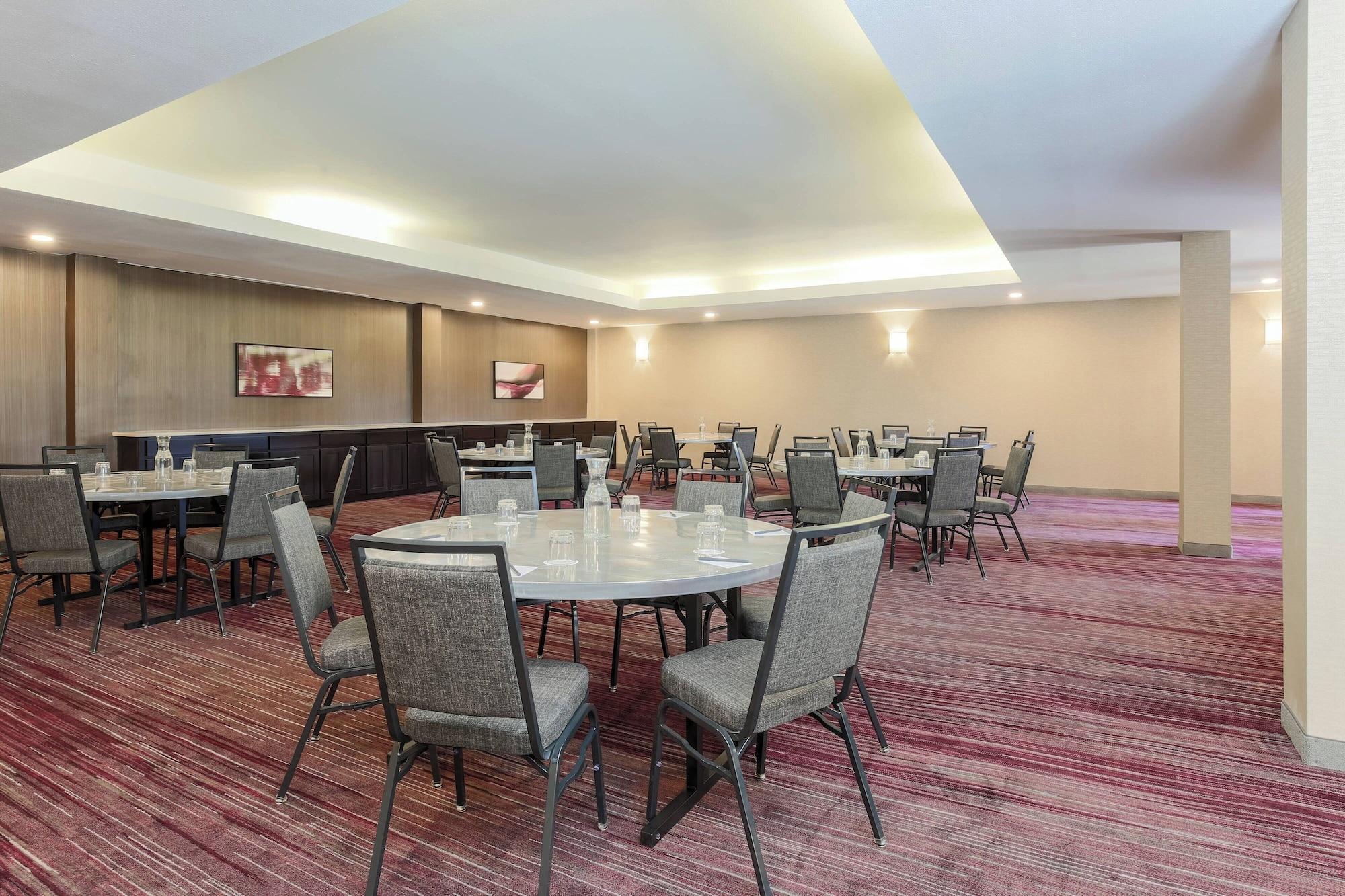 Sala de Reuniones Courtyard by Marriott Monroe Airport