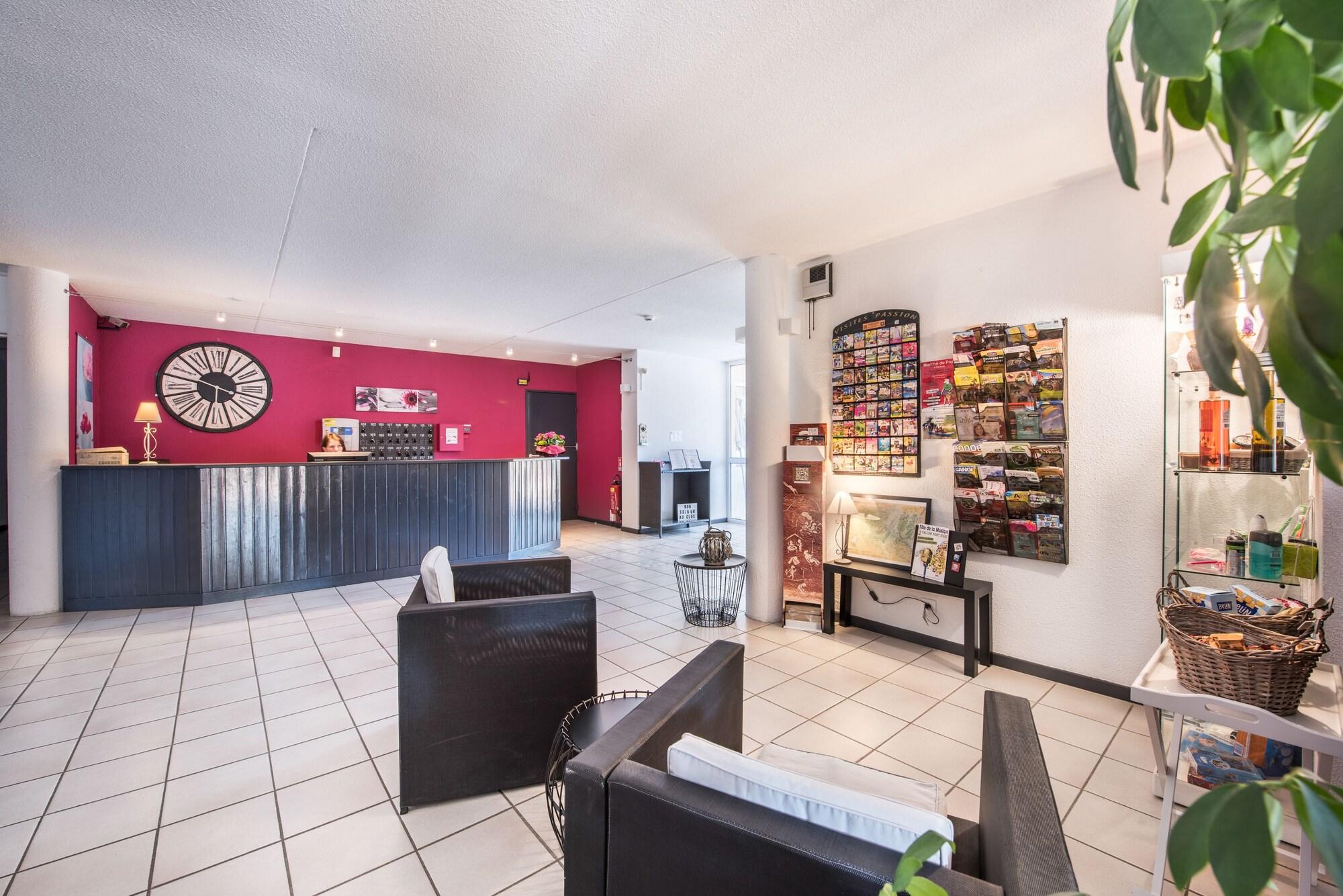 Vista Lobby Hotel Le Clos des Bruyeres