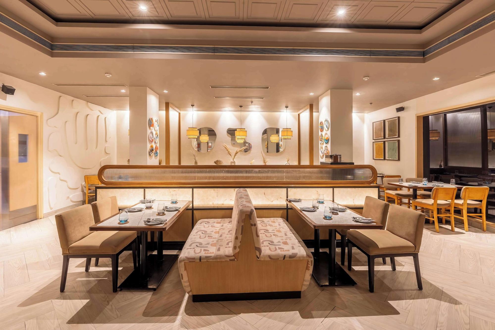 Restaurant Park Inn by Radisson New Delhi Lajpat Nagar