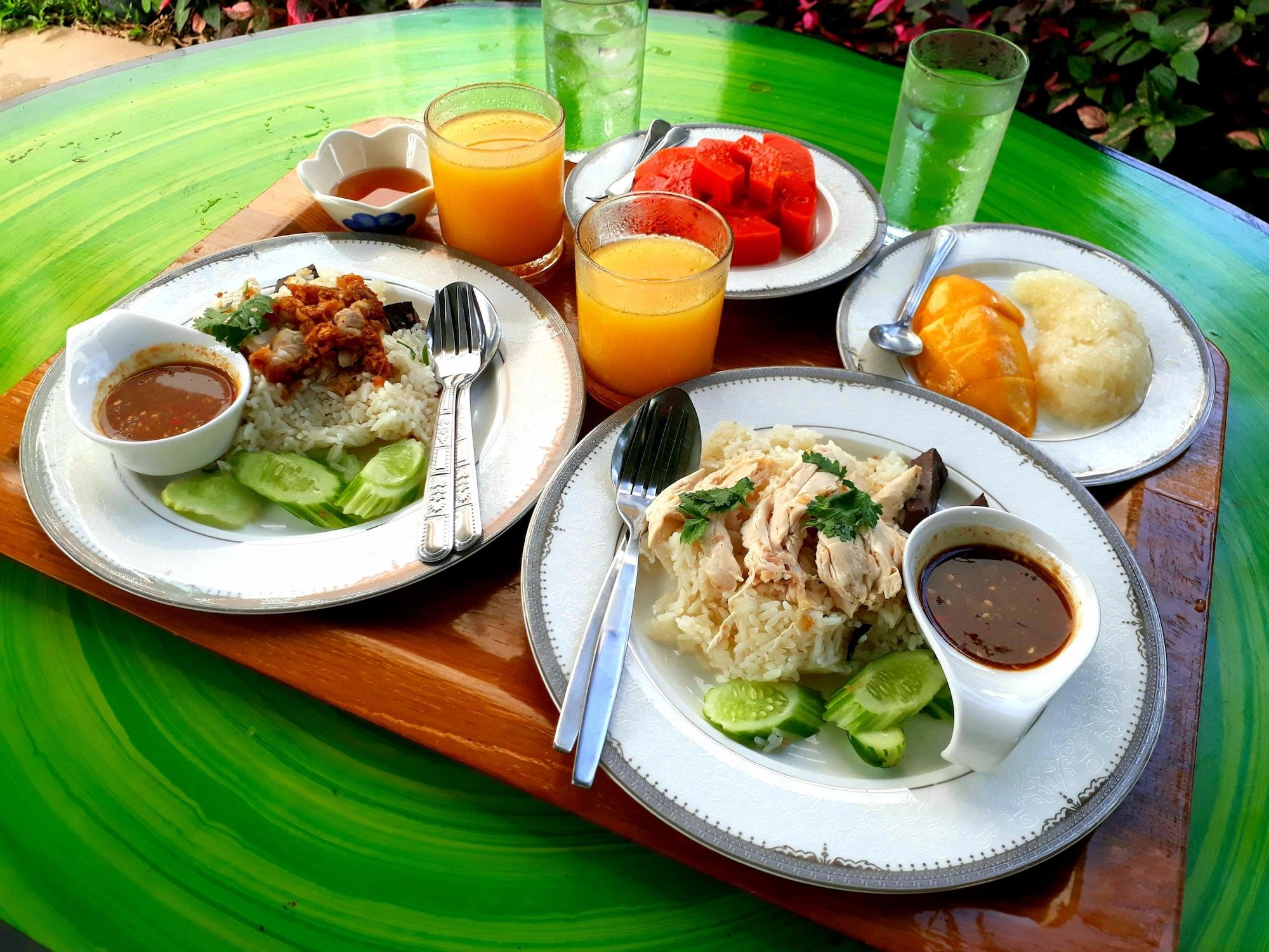 Restaurant Baan Klangsuan Bang Korbua