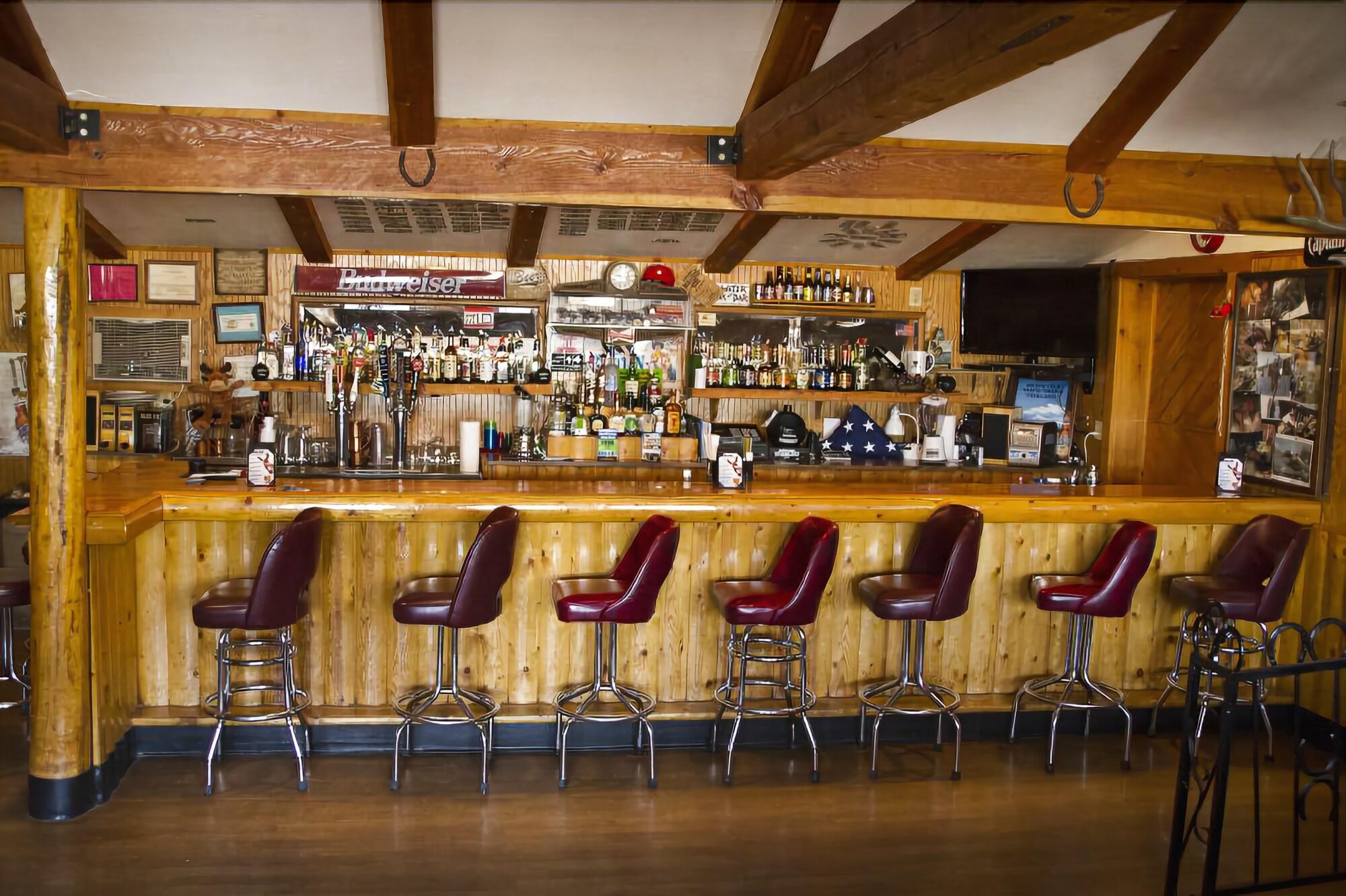 Bar/Salón Yellowstone Valley Inn