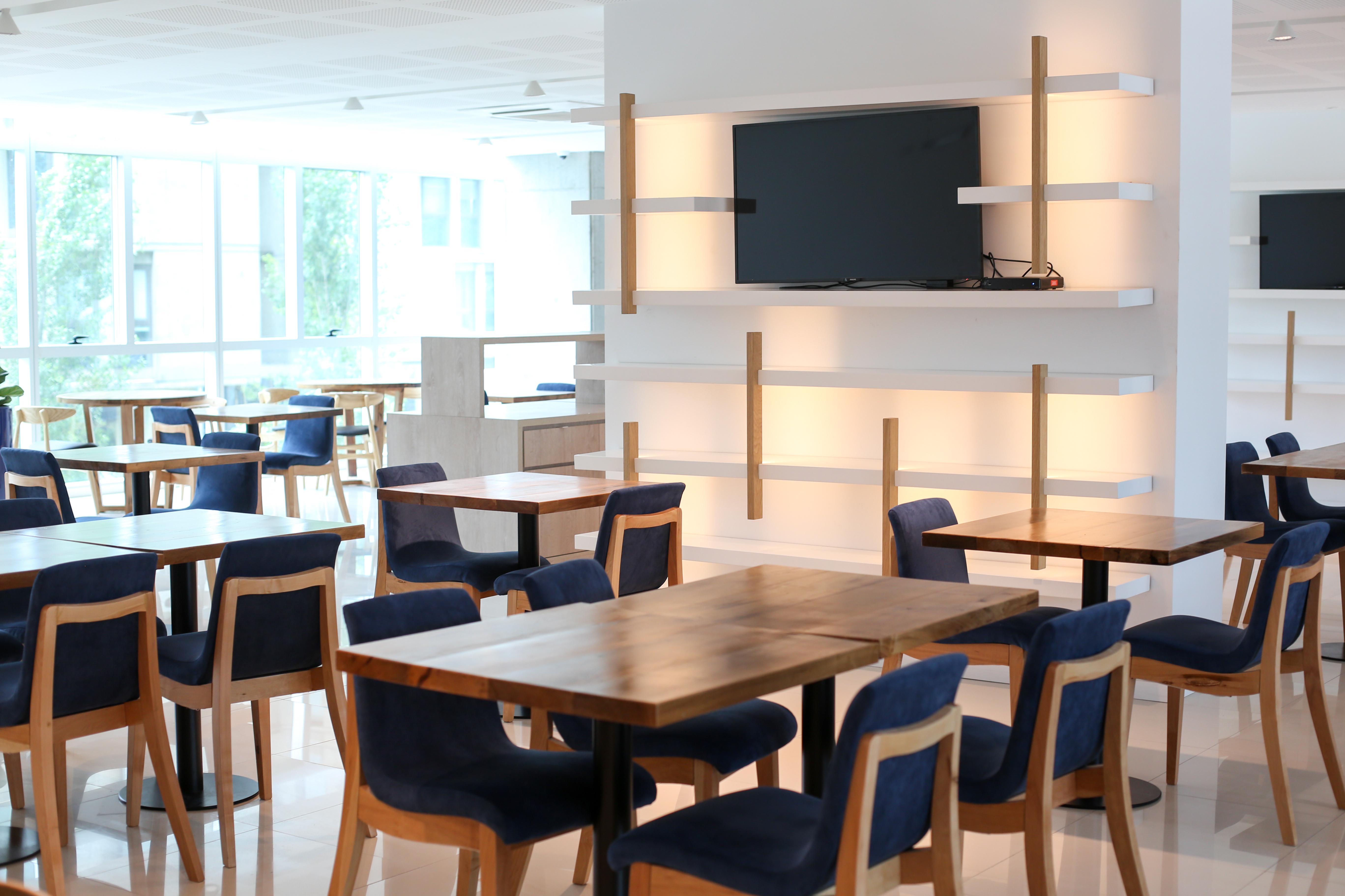 Bar/Salón Dazzler by Wyndham Rosario