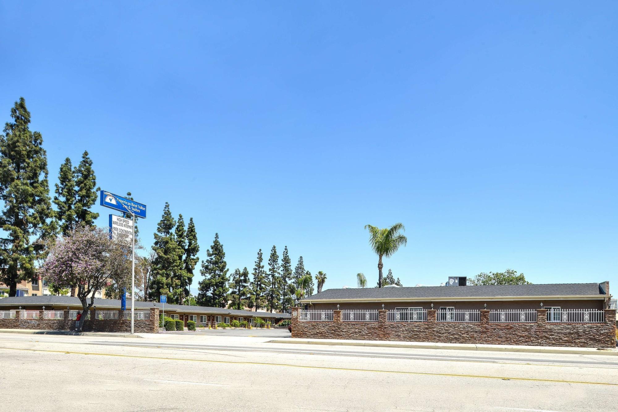 Varios Americas Best Value Inn & Suites San Bernardino
