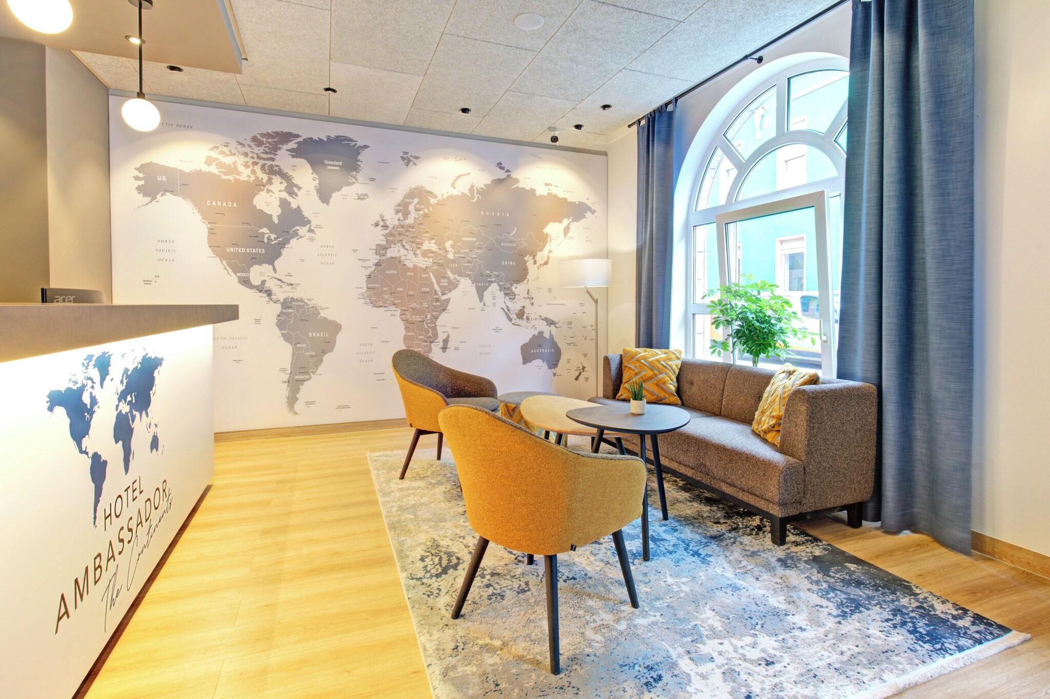 Vista Lobby Ambassador